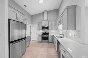 5292 Soundside Dr, Gulf Breeze, FL 32563 - Photo 14