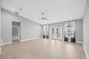 5292 Soundside Dr, Gulf Breeze, FL 32563 - Photo 20