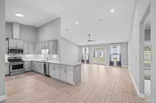 5292 Soundside Dr, Gulf Breeze, FL 32563 - Photo 8