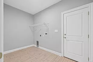 5292 Soundside Dr, Gulf Breeze, FL 32563 - Photo 18