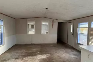 222 Vann Cir, Laurel Hill, FL 32567 - Photo 12