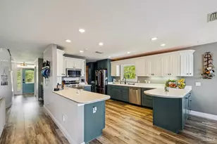 7121 Wells Ave, Navarre, FL 32566 - Photo 16