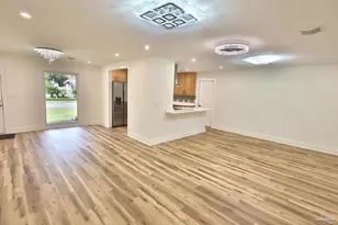 3795 Summer Dr, Pensacola, FL 32504 - Photo 14