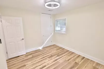 3795 Summer Dr, Pensacola, FL 32504 - Photo 18