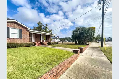 1618 W Garden St, Pensacola, FL 32502 - Photo 2