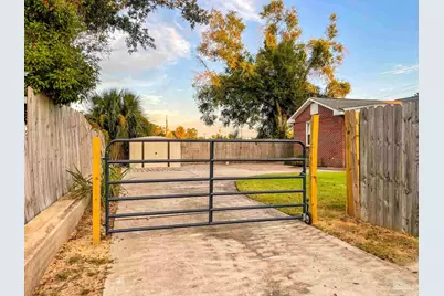 1618 W Garden St, Pensacola, FL 32502 - Photo 34