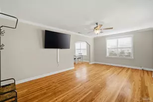 1618 W Garden St, Pensacola, FL 32502 - Photo 8