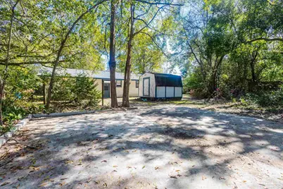 10001 Chemstrand Rd, Pensacola, FL 32534 - Photo 14
