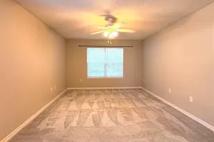 711 Marsh Harbor Dr, Mary Esther, FL 32569 - Photo 8