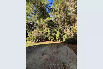711 Marsh Harbor Dr, Mary Esther, FL 32569 - Photo 16