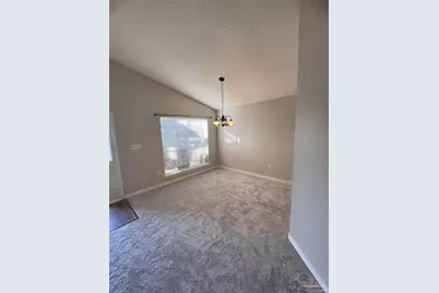 711 Marsh Harbor Dr, Mary Esther, FL 32569 - Photo 2