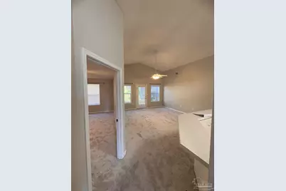 711 Marsh Harbor Dr, Mary Esther, FL 32569 - Photo 4