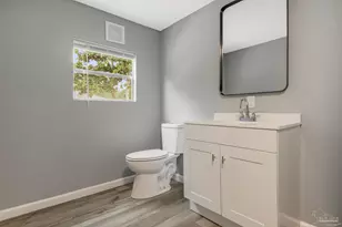 5658 Government Dr, Gulf Breeze, FL 32563 - Photo 24