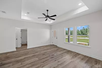 5743 San Blas St, Milton, FL 32583 - Photo 14