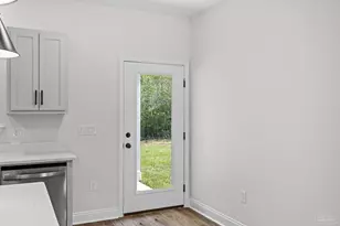 5743 San Blas St, Milton, FL 32583 - Photo 12