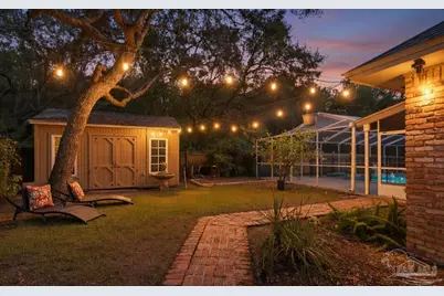 2437 W Bayshore Rd, Gulf Breeze, FL 32563 - Photo 36