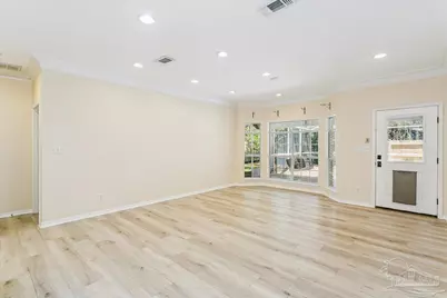 2437 W Bayshore Rd, Gulf Breeze, FL 32563 - Photo 14