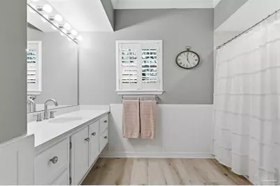 2437 W Bayshore Rd, Gulf Breeze, FL 32563 - Photo 24