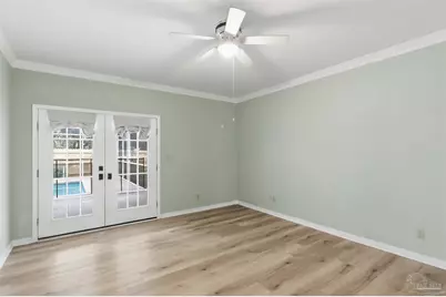 2437 W Bayshore Rd, Gulf Breeze, FL 32563 - Photo 22