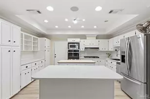 2437 W Bayshore Rd, Gulf Breeze, FL 32563 - Photo 14