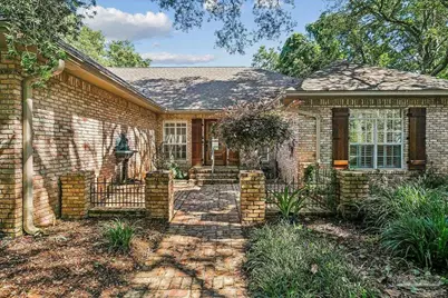 2437 W Bayshore Rd, Gulf Breeze, FL 32563 - Photo 68
