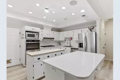 2437 W Bayshore Rd, Gulf Breeze, FL 32563 - Photo 50