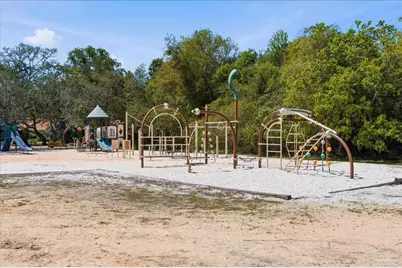 2437 W Bayshore Rd, Gulf Breeze, FL 32563 - Photo 62