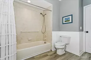 2437 W Bayshore Rd, Gulf Breeze, FL 32563 - Photo 36