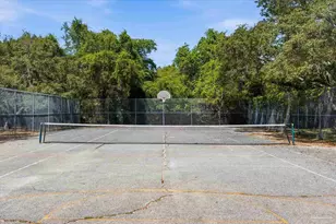 2437 W Bayshore Rd, Gulf Breeze, FL 32563 - Photo 56