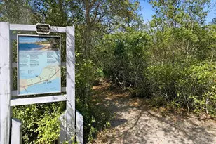 2437 W Bayshore Rd, Gulf Breeze, FL 32563 - Photo 38