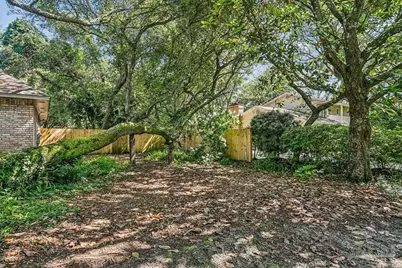 2437 W Bayshore Rd, Gulf Breeze, FL 32563 - Photo 64