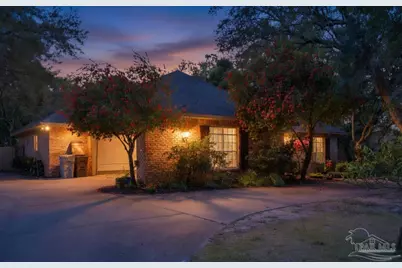 2437 W Bayshore Rd, Gulf Breeze, FL 32563 - Photo 40