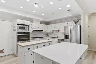 2437 W Bayshore Rd, Gulf Breeze, FL 32563 - Photo 4