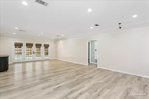 2437 W Bayshore Rd, Gulf Breeze, FL 32563 - Photo 10