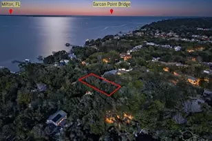 2437 W Bayshore Rd, Gulf Breeze, FL 32563 - Photo 48