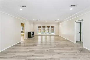 2437 W Bayshore Rd, Gulf Breeze, FL 32563 - Photo 12