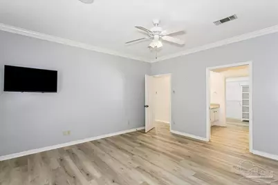 2437 W Bayshore Rd, Gulf Breeze, FL 32563 - Photo 16