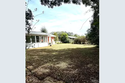 419 N 72nd Ave, Pensacola, FL 32506 - Photo 4