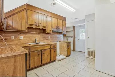 2763 Villa Woods Cir, Gulf Breeze, FL 32563 - Photo 16