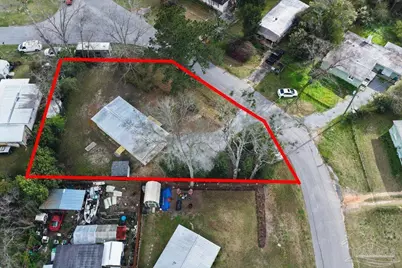 448 Lakeview Ave, Cantonment, FL 32533 - Photo 16