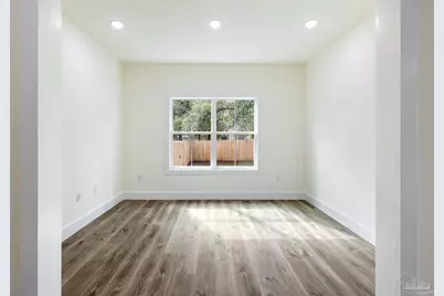 1915 W Chase St, Pensacola, FL 32502 - Photo 16