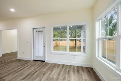 1915 W Chase St, Pensacola, FL 32502 - Photo 14