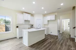 1915 W Chase St, Pensacola, FL 32502 - Photo 10