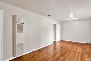 2802 W Gonzalez St, Pensacola, FL 32505 - Photo 4