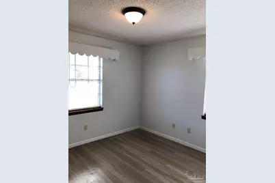 2015 Frontera St, Navarre, FL 32566 - Photo 18