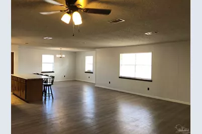 2015 Frontera St, Navarre, FL 32566 - Photo 4