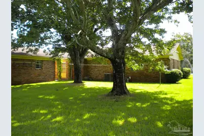 2015 Frontera St, Navarre, FL 32566 - Photo 24