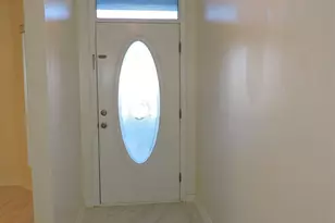 1913 Gulf Bay Ln, Pensacola, FL 32506 - Photo 2