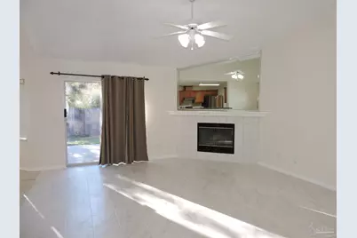 1913 Gulf Bay Ln, Pensacola, FL 32506 - Photo 6