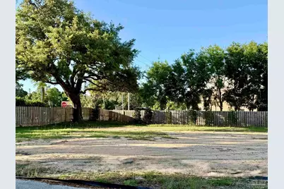 581 Chipley Ave, Pensacola, FL 32503 - Photo 40